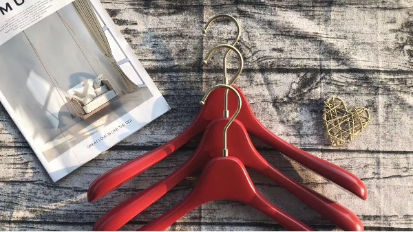 衣架有哪些好的品牌？知道他不算晚【華恩衣架】
