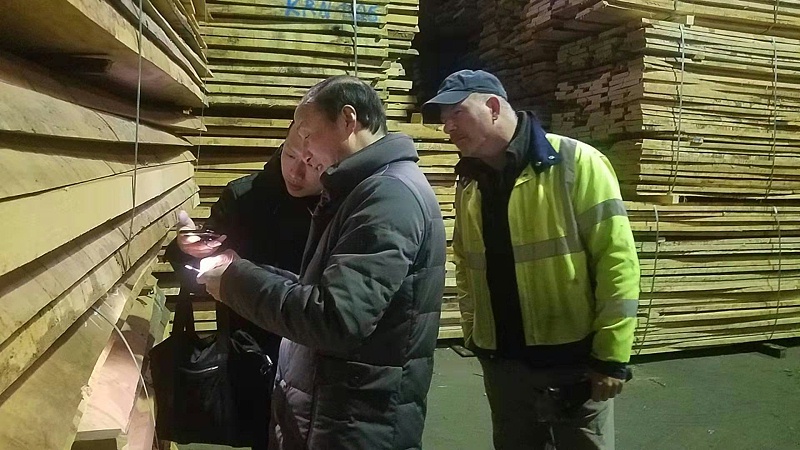 哪個(gè)牌子的實(shí)木衣架質(zhì)量好