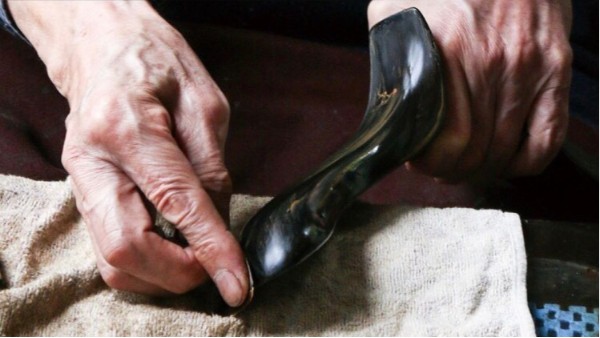 實(shí)木衣架的制作過程，你又了解多少【華恩】