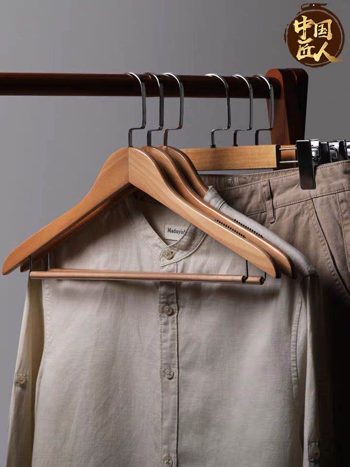 櫸木衣架和荷木衣架的區(qū)別，櫸木和荷木哪個(gè)做衣架好