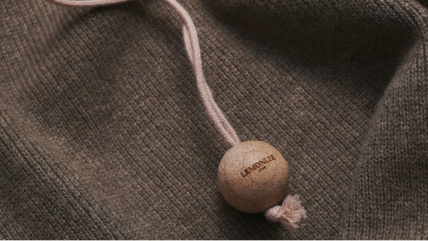 香樟木球：女裝店鋪提升競爭力的秘密武器