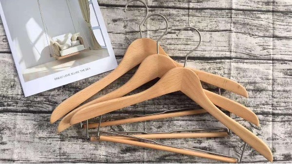 “用一年時(shí)間，做一件終生難忘的事”--什么牌子的實(shí)木衣架好【華恩】