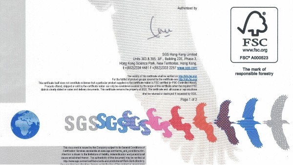 品牌服裝木衣架廠家直銷，支持FSC認(rèn)證！--華恩