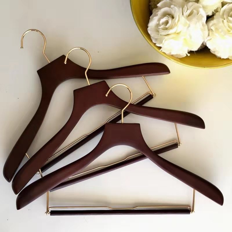 實(shí)木衣架帶橫桿好嗎