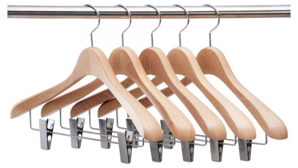 從垃圾分類來看實木衣架好不好，為什么選擇實木衣架？【華恩】