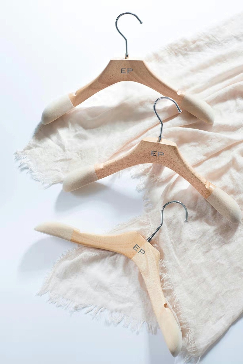 實木衣架的分類