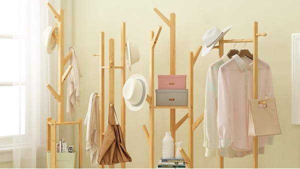 落地式衣帽架，什么品牌的質(zhì)量更好？--華恩衣架