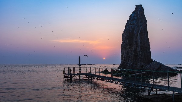 山東褲架廠家，看得見(jiàn)的品質(zhì)追求【華恩】