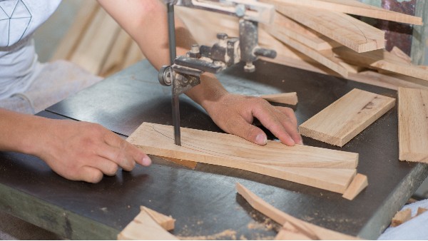 木制衣架批發(fā)