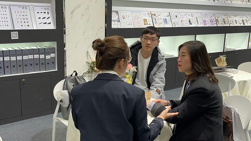 老客戶會(huì)面