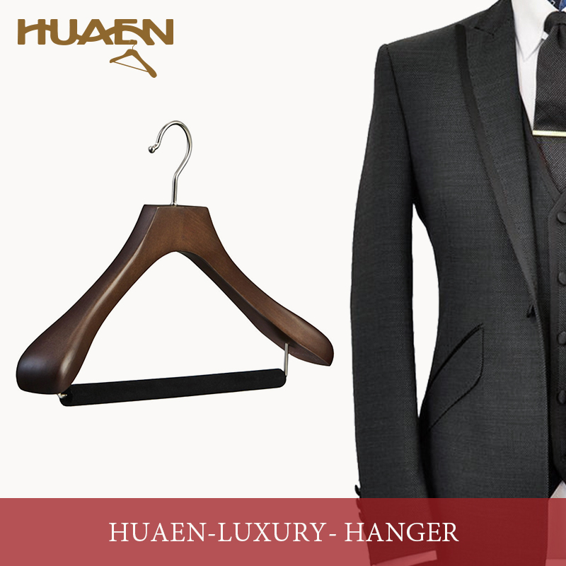 衣服為什么會(huì)掛變形