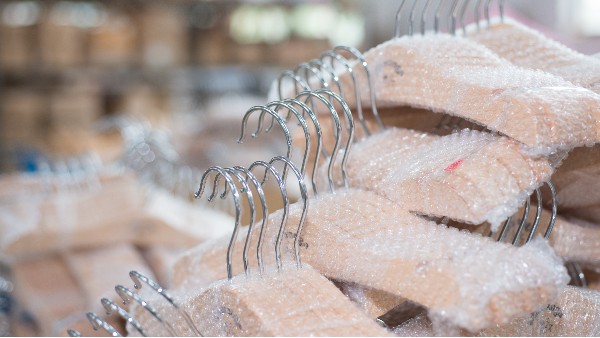 杭州服裝衣架批發(fā)市場(chǎng)在哪