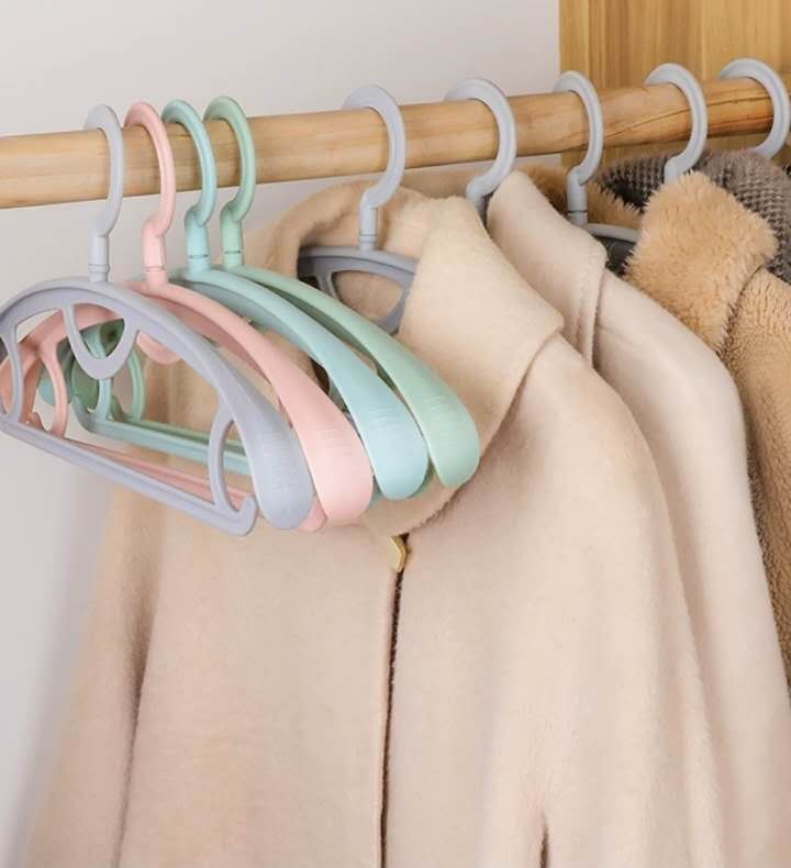 衣柜衣架木的好還是金屬的好,衣柜衣架木的好還是塑料的好