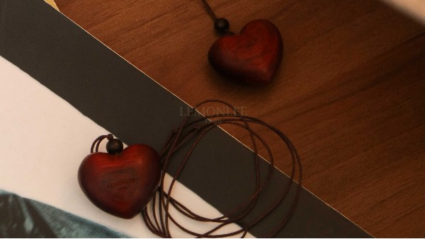 木質(zhì)項鏈爆款密碼，讓客單價翻倍的神仙選品！