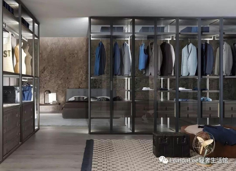 怎么掛一套的衣服