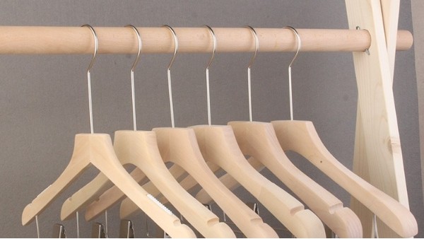 木頭衣架生產(chǎn)廠(chǎng)家