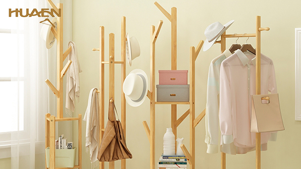 落地衣帽架木質(zhì)，三種款式你怎么選？--華恩