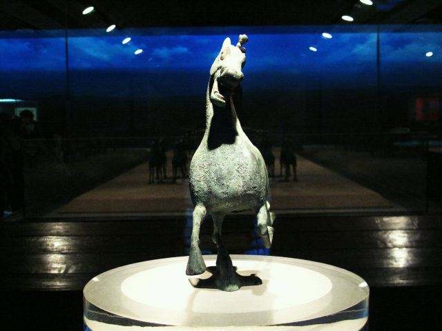 蘭州甘肅實(shí)木衣架