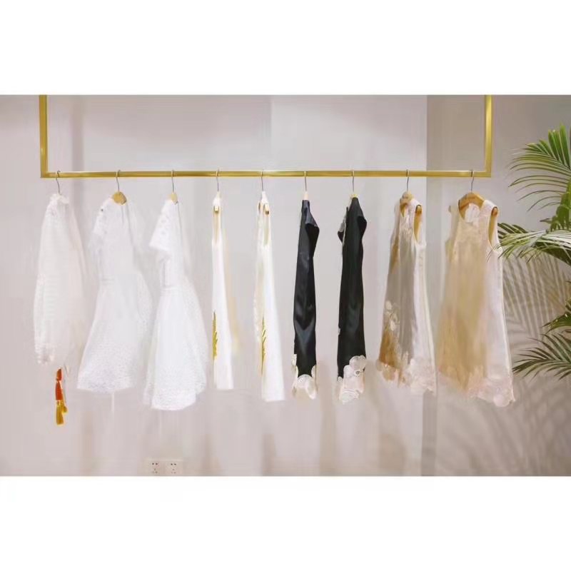 女裝實(shí)木衣架