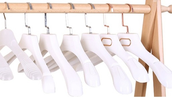 塑料衣架生產(chǎn)廠