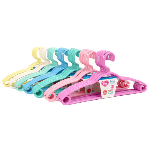 衣架實(shí)木好還是塑料好