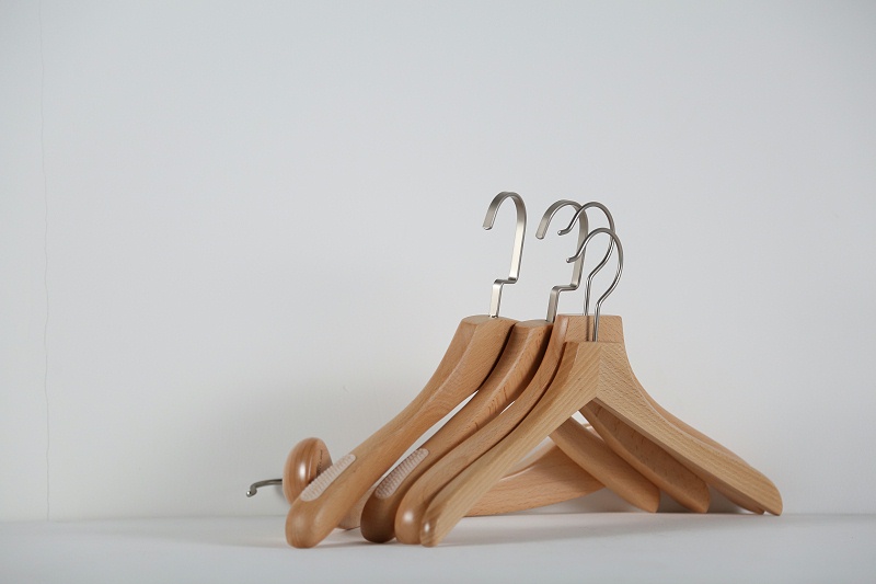 實(shí)木大衣架多少錢