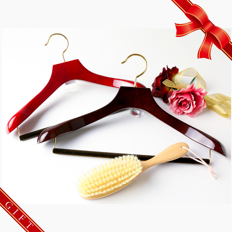 實(shí)木和楓木衣架