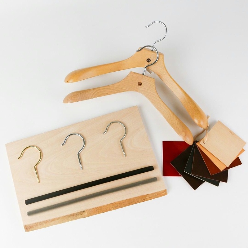 實(shí)木和楓木衣架