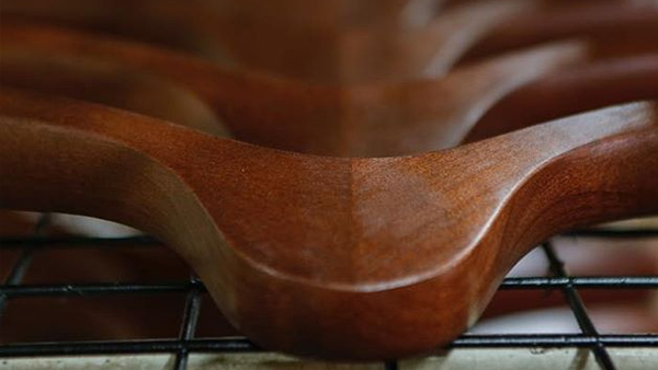 怎么判斷實(shí)木衣架好壞？雖或以觀之，孰知其源乎【華恩】