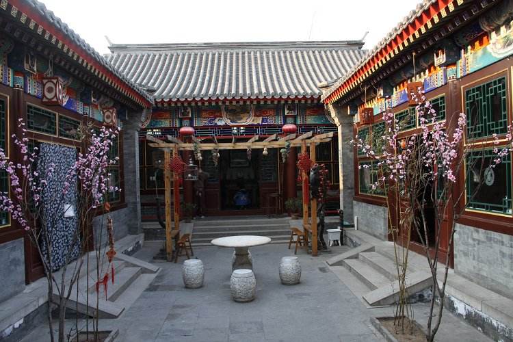  北京實(shí)木衣架哪里買