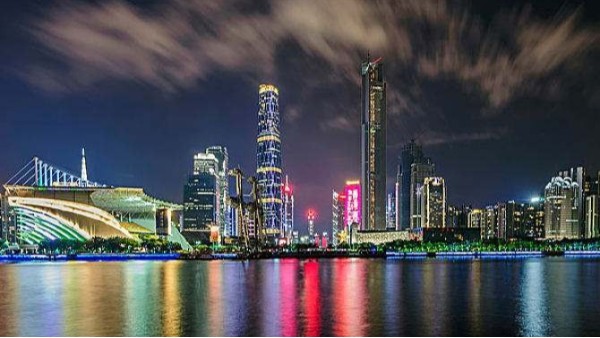 廣州哪里有實(shí)木衣架