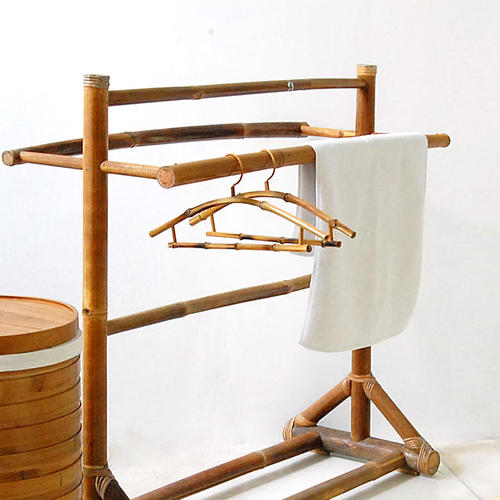 衣架竹子好還是實(shí)木好