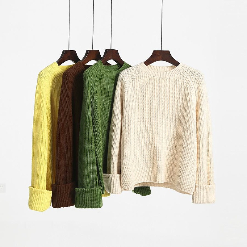 衣服怎么掛不出肩