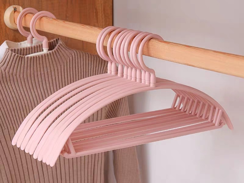 衣柜里用什么樣的衣架掛衣服好
