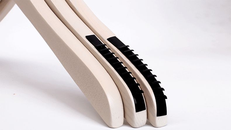 買實木衣架要不要防滑條