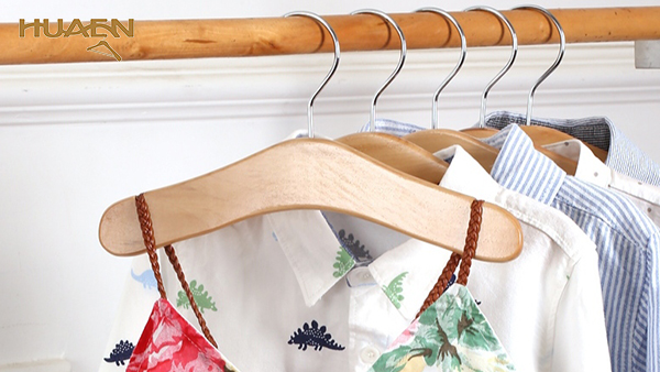 服裝晾衣架批發(fā)