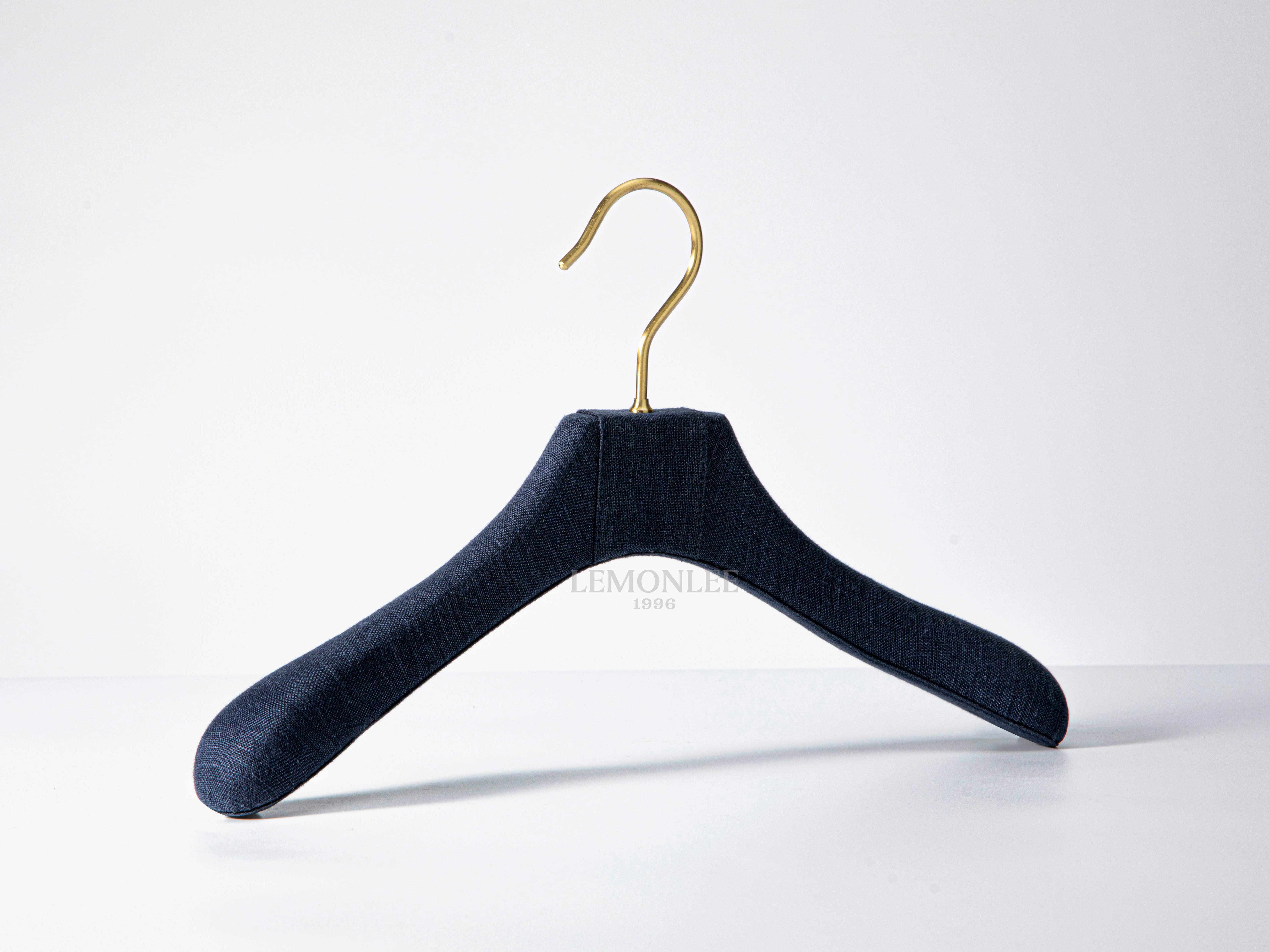 2026新款實木包布衣架