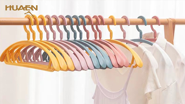 塑料衣架生產(chǎn)